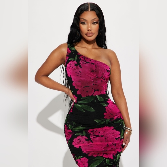 Fashion nova - Picture 2 of 7